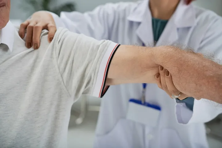 Dobry ortopeda a leczenie przewlekłego bólu pleców