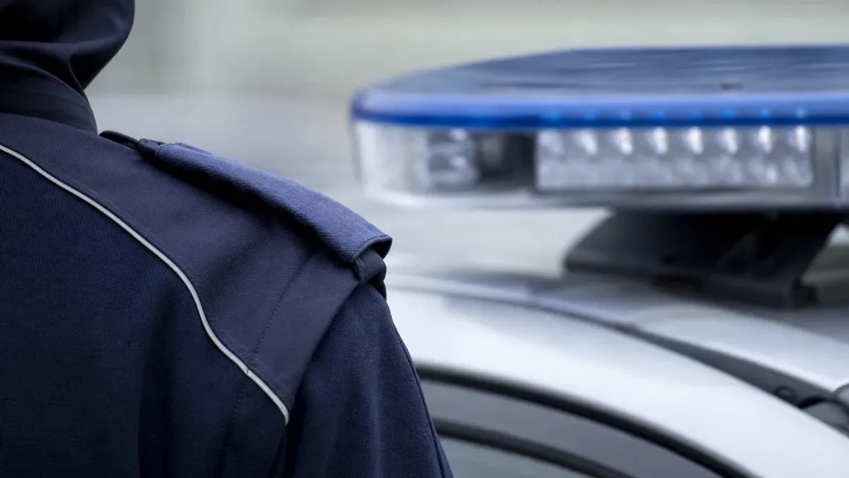 Policjanci znaleźli go na wiadukcie. Dotarli od drugiej strony