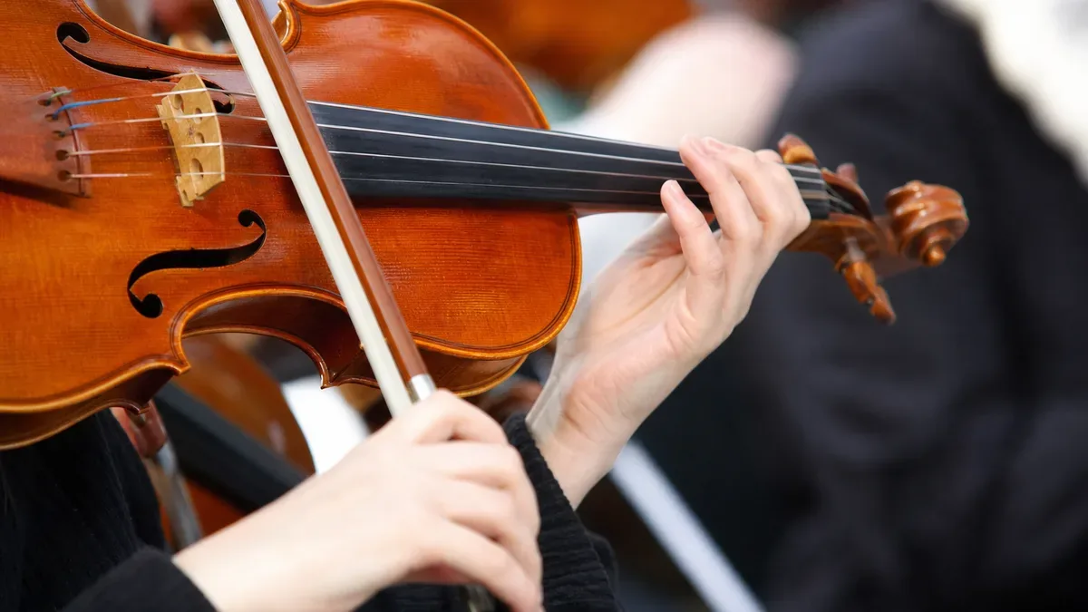 Skrzypce, młodość i wielka orkiestra. Koncert w Filharmonii