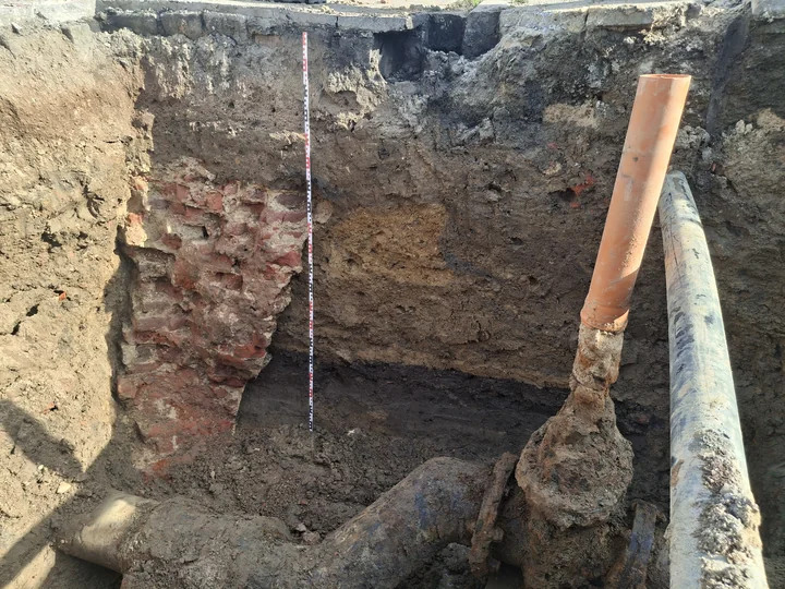 Obraz do artykułu: Odkryto relikty Twierdzy Szczecin. XVIII-wieczny mur przetrwał pod centrum miasta