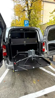 Obraz do artykułu: Dron, elektryczne auta i kontrole kominów. Szczecin uruchamia Eko Patrol