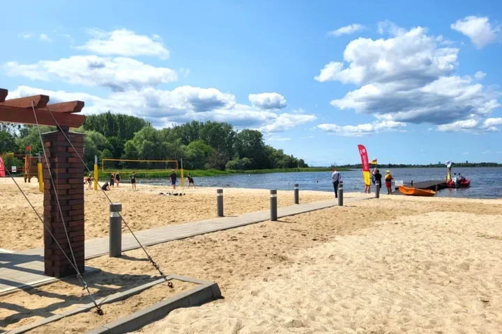 Kąpielisko Dąbie zmienia godziny. Nowy harmonogram po sezonie letnim