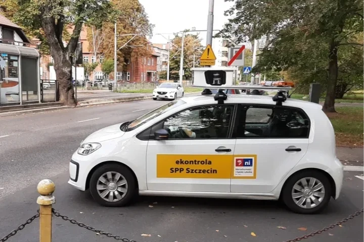 Nieopłacony parking w Szczecinie. E-STREFA pokaże zdjęcia i przyjmie opłatę online