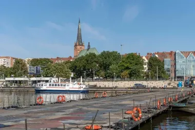 Most pontonowy połączy brzegi Odry podczas Żagli