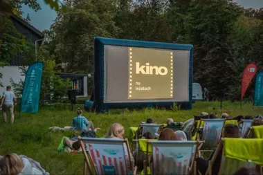 Kino na leżakach wraca do Szczecina. Start w parku na Osiedlu Majowym