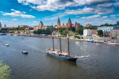 Trzy nowe punkty i nocna sprzedaż biletów podczas Żagli 2026