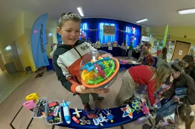 Stare zabawki wróciły do obiegu, a dzieci znalazły nowe skarby
