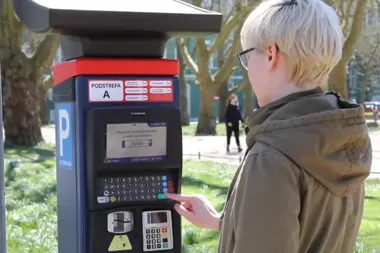 Szczecińskie parkomaty mają dostać nowe oblicze. Na szali 10 tys. zł