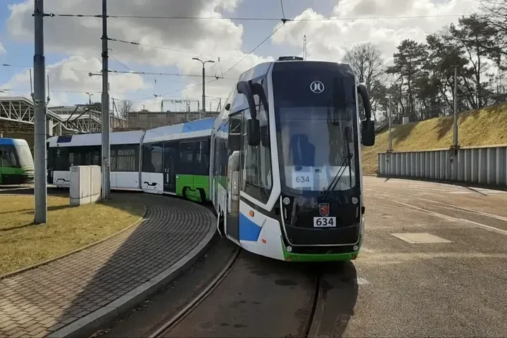 Tramwajarze uczą się trudnych rozmów. Stawką jest bezpieczeństwo kursów