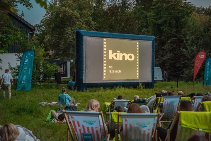 Kino na leżakach wraca do Szczecina. Start w parku na Osiedlu Majowym