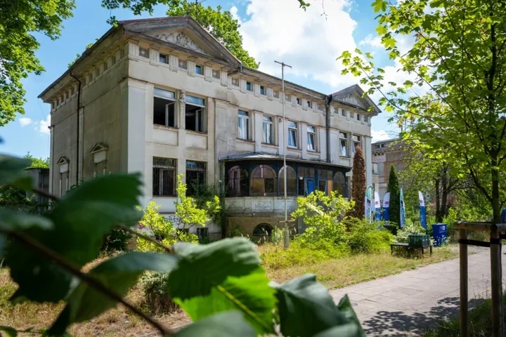 Hospicyjny dom przy Wojska Polskiego w Szczecinie zaczyna nowy rozdział