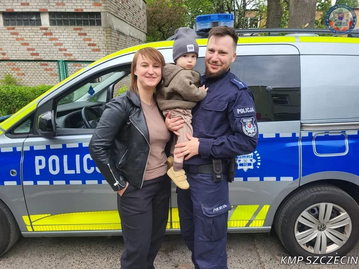 Rodzinny festyn w Szczecinie - dym przy wiacie i błyskawiczna reakcja policjanta