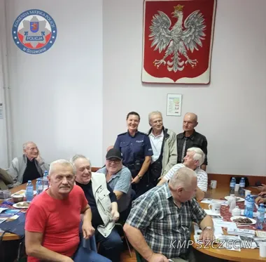 Seniorzy w Szczecinie poznali metody oszustów. Liczy się czujność