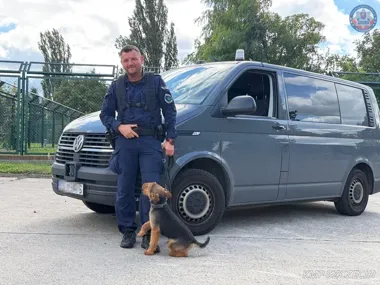 Policjant ze Szczecina zauważył kobietę na A2. Reakcja mogła uratować jej życie