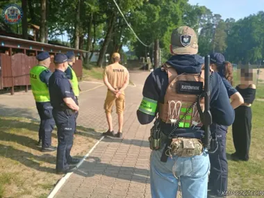Nad Jeziorem Głębokim policja przerwała weekendowy rozgardiasz