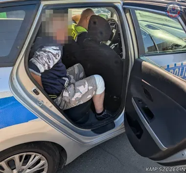 Szczecińska kontrola ujawniła alkohol i sądowy zakaz za kierownicą