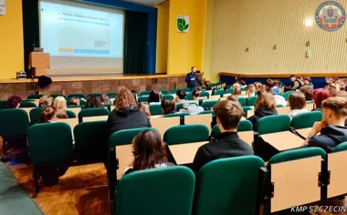 Policja weszła na ZUT z mocnym ostrzeżeniem przed narkotykami