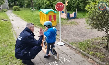Przedszkolaki w Szczecinie przeszły mini egzamin na kartę rowerową