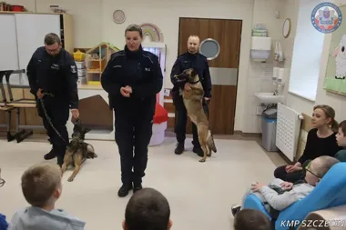 Policyjne psy w szczecińskim przedszkolu przyciągnęły największą uwagę