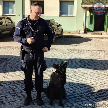 Policjanci i psy służbowe zrobili na pierwszakach ze Szczecina ogromne wrażenie