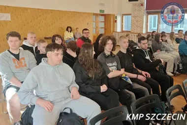 Policjantka z Szczecina rozbiła mit ''niewinnego eksperymentu'' z używkami