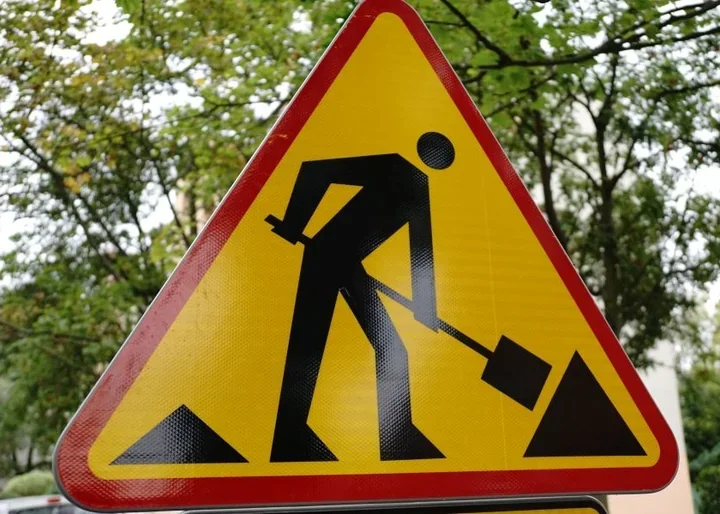 Nocne prace torowe na Arkońskiej i Szafera – możliwe utrudnienia w komunikacji